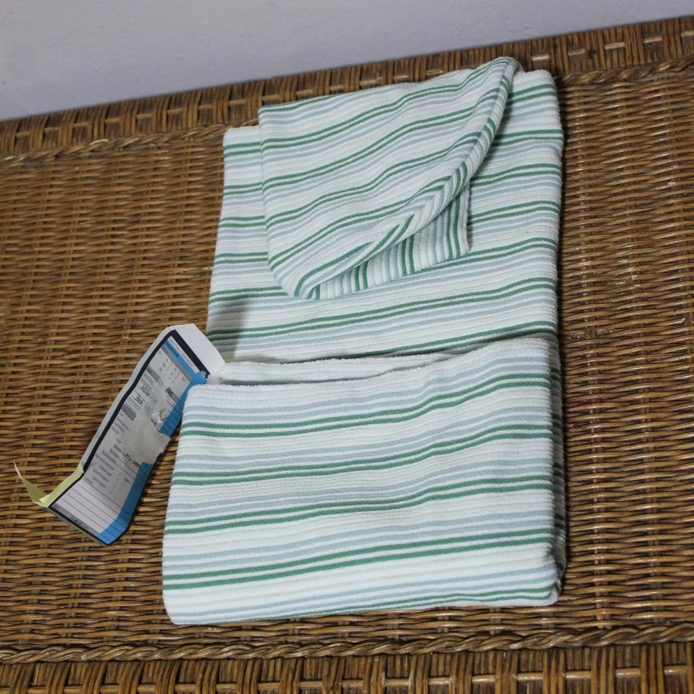 Williams Sonoma Hooded Wrap Towel – Green & Ivory Stripe